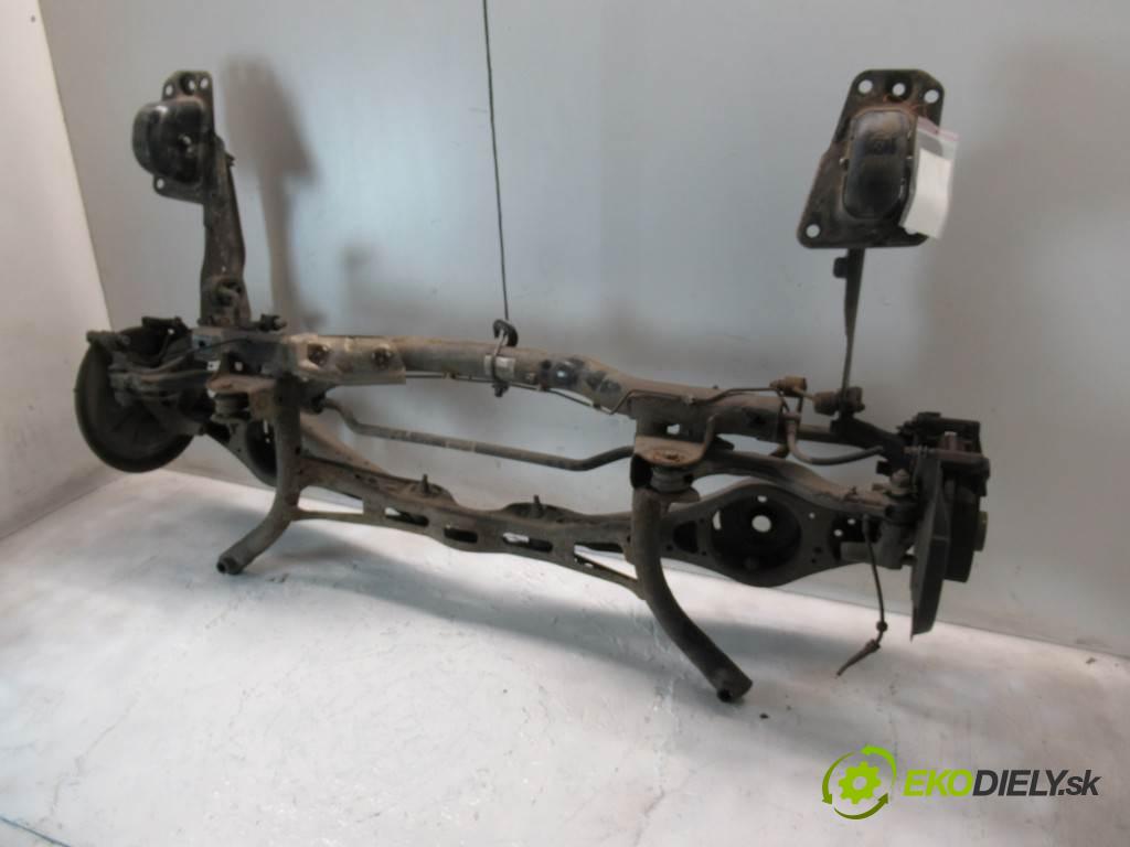 Skoda Octavia II  2006 103 kW LIFTBACK 5D 2.0TDI 140KM 04-08 2000 zadná Výstuha  (Výstuhy zadné)