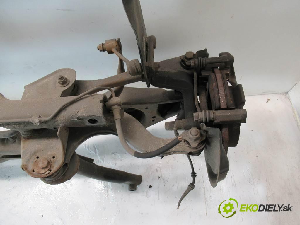 Skoda Octavia II  2006 103 kW LIFTBACK 5D 2.0TDI 140KM 04-08 2000 zadná Výstuha  (Výstuhy zadné)