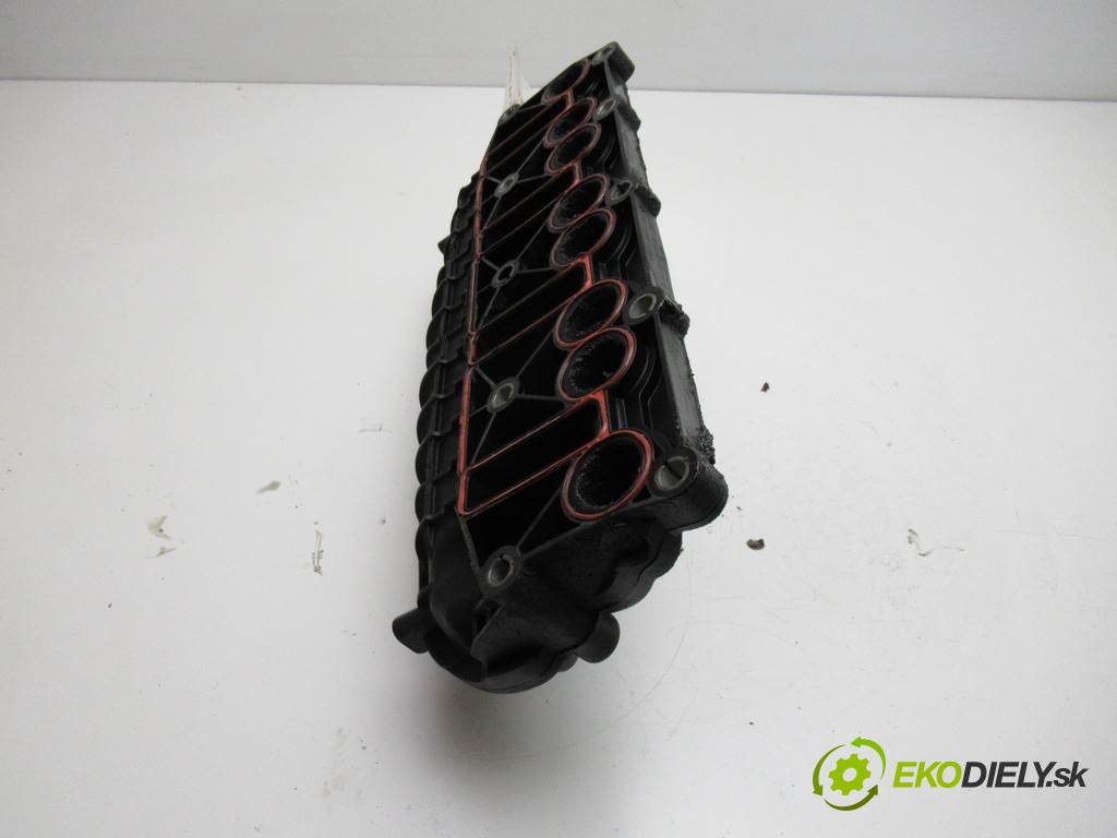 Skoda Octavia II    LIFTBACK 5D 2.0TDI 140KM 04-08  Potrubie sacie, sanie 03G129713AF (Sacie potrubia)