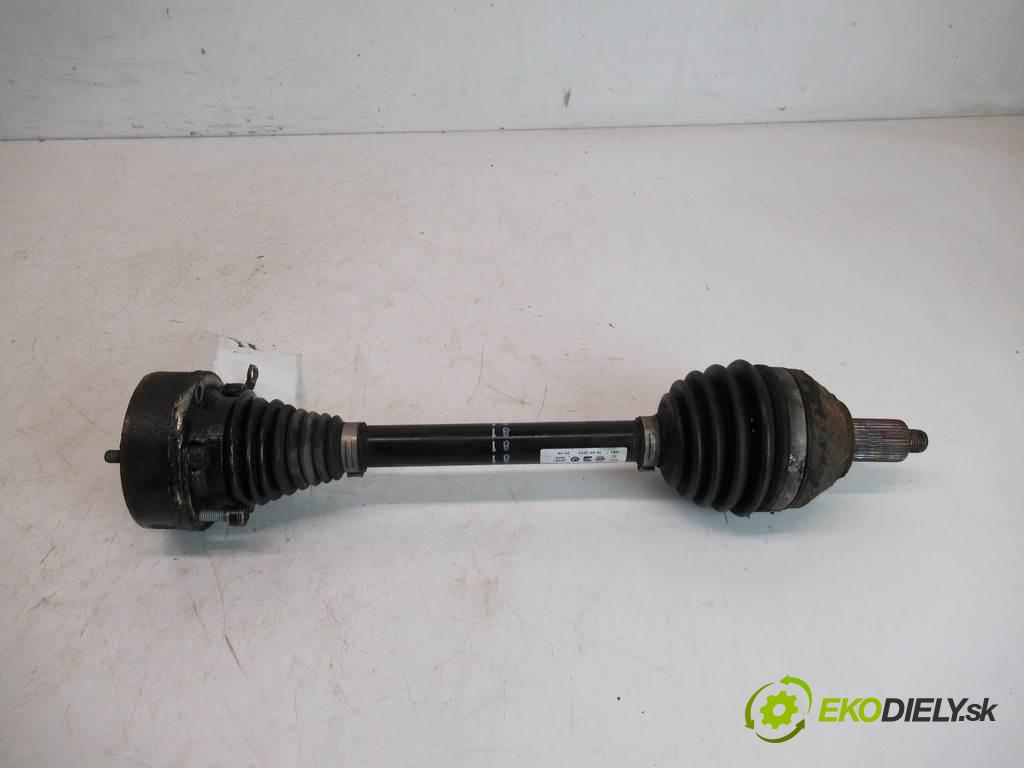 Skoda Fabia II  2011 63 kW LIFT KOMBI 5D 1.2TSI 86KM 07-14 1200 Poloos ľavá strana 6Q0407271DA (Poloosy)