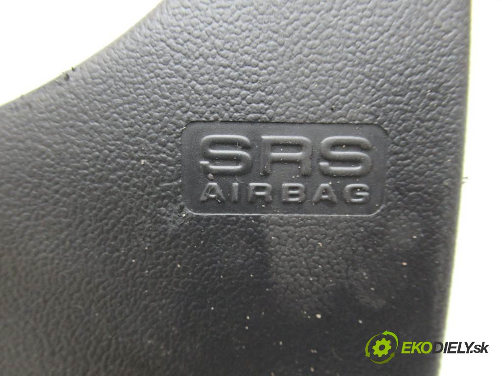 Citroen C5 III    SEDAN 4D 2.0HDI 136KM 08-17  AirBag koleno: 96824626ZD