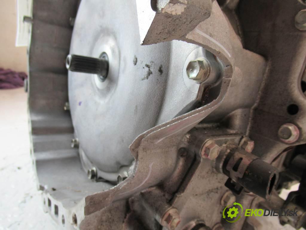 Toyota Auris II  2014 73 kW HATCHBACK 5D 1.8 HYBRID 99KM 12-15 1800 Prevodovka P9053914 P410 (Prevodovky)