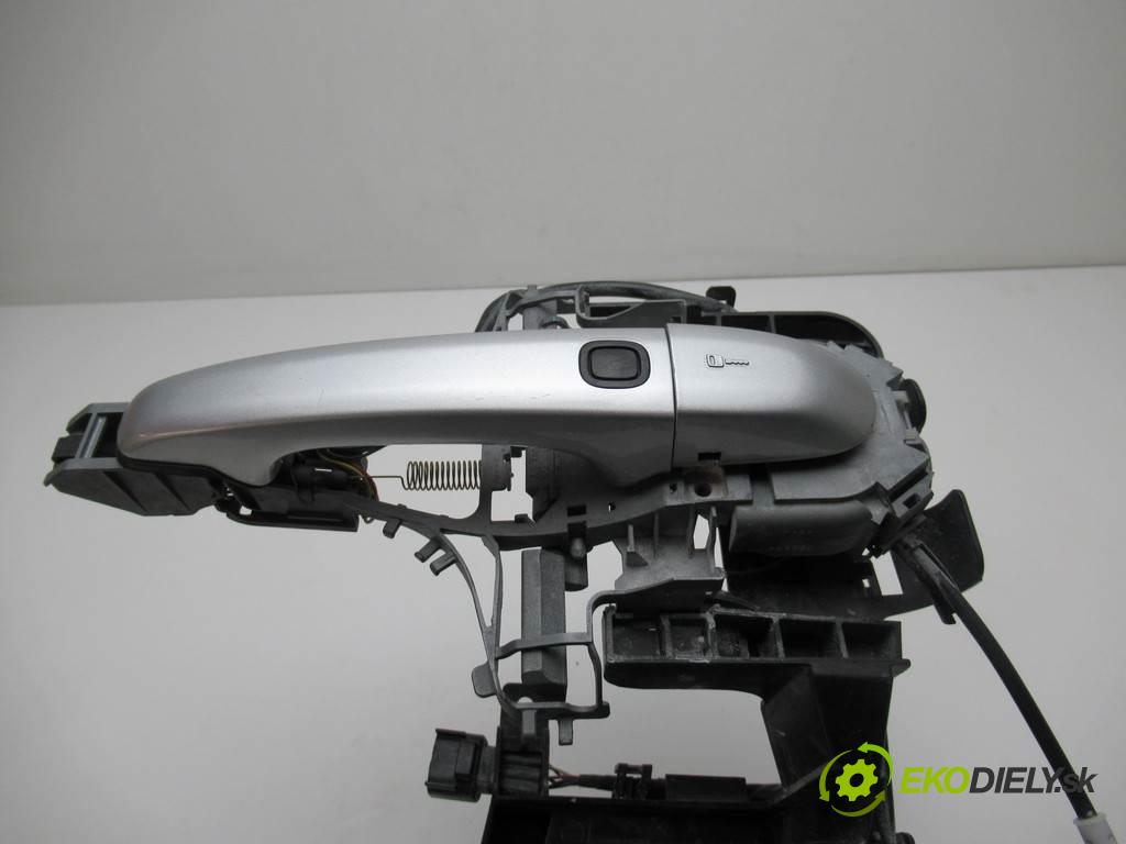 Jaguar XF X250  2015 340KM LIFT SEDAN 4D 3.0B 340KM 07-15 3000 Kľučka predný ľavá strana vonkajšia  (Vonkajšie predné ľavé)