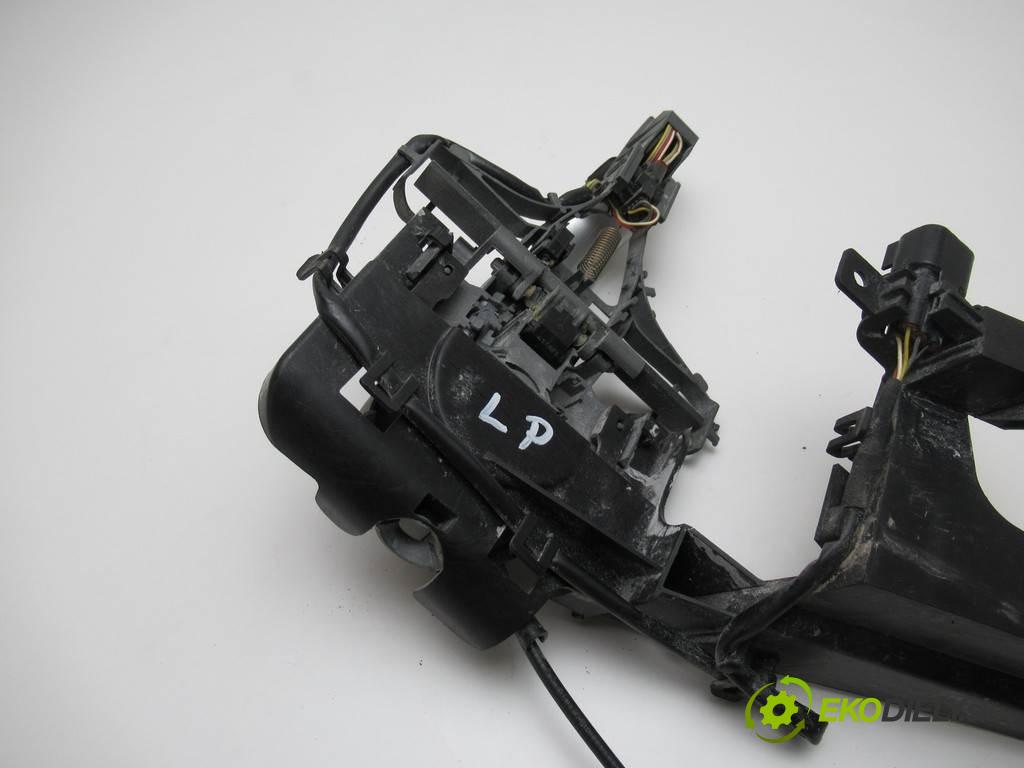 Jaguar XF X250  2015 340KM LIFT SEDAN 4D 3.0B 340KM 07-15 3000 Kľučka predný ľavá strana vonkajšia  (Vonkajšie predné ľavé)