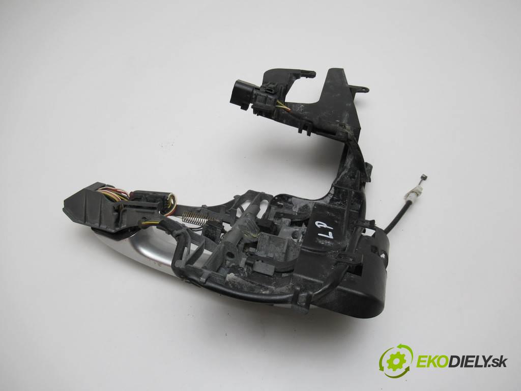 Jaguar XF X250  2015 340KM LIFT SEDAN 4D 3.0B 340KM 07-15 3000 Kľučka predný ľavá strana vonkajšia  (Vonkajšie predné ľavé)