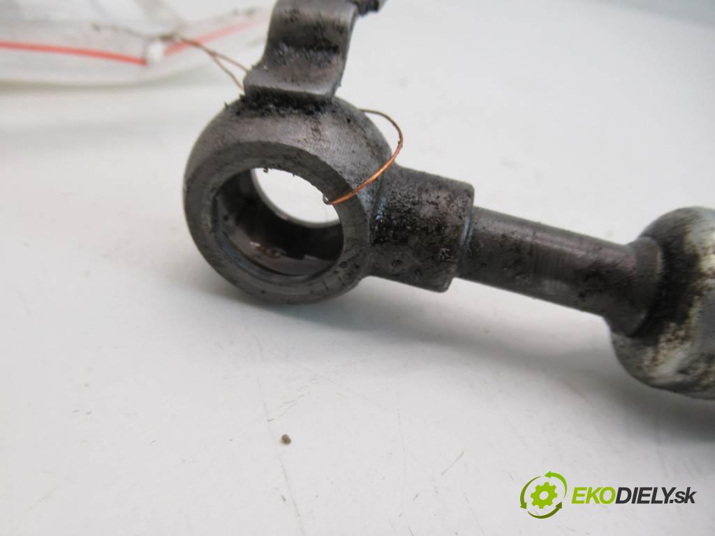 Jaguar XF X250  2015 340KM LIFT SEDAN 4D 3.0B 340KM 07-15 3000 hadica servočerpadlo  (Rúrky, hadice servočerpadla)