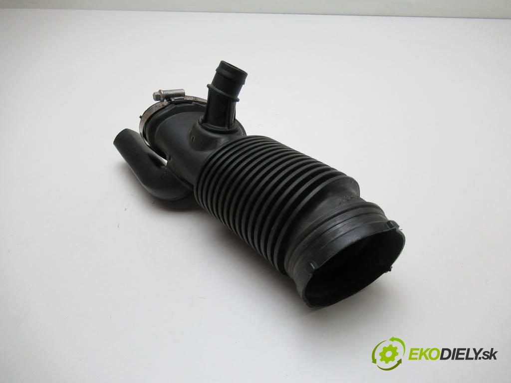 Jaguar XF X250    LIFT SEDAN 4D 3.0B 340KM 07-15  Rúra hadice trubka vzduchu DX23-9R504-EA (Hadice chlazení vzduchu)