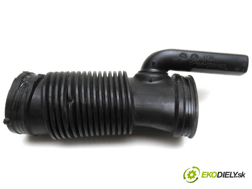 Jaguar XF X250    LIFT SEDAN 4D 3.0B 340KM 07-15  Rúra hadice trubka vzduchu DX23-9R504-FA (Hadice chlazení vzduchu)