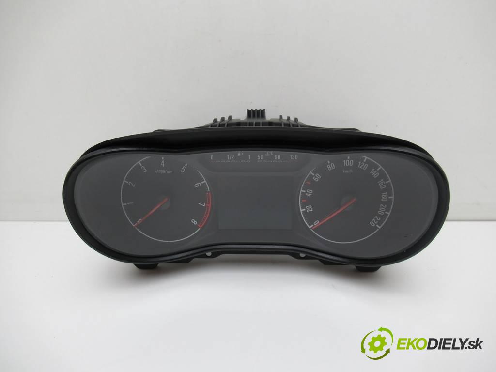 Opel Corsa E  2019 55KW HATCHBACK 5D 1.4B 75KM 14- 1398 Prístrojovka 39204203 (Prístrojové dosky, displeje)