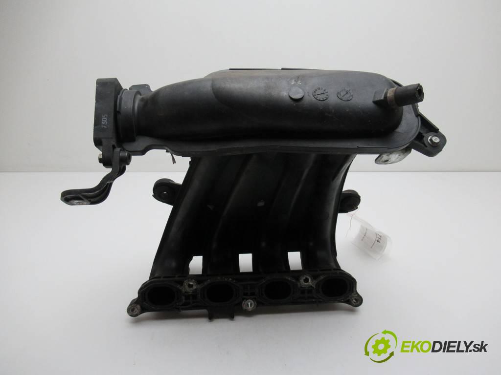 Nissan Tiida    HATCHBACK 5D 1.6B 110KM 04-12  Potrubie sacie, sanie  (Sacie potrubia)