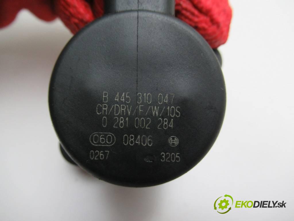 Citroen Xsara Picasso    2.0HDI 90KM 99-04  Regulátor tlaku paliva 0281002284 (Ostatné)