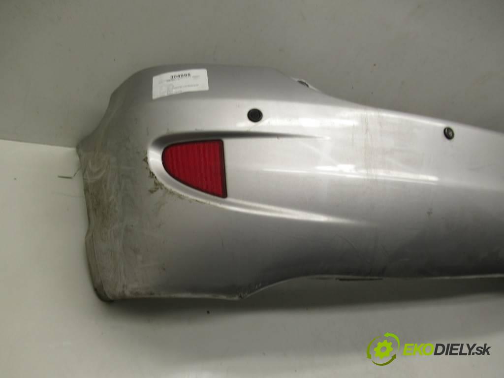 Honda Civic VII  2004 66 kW HATCHBACK 5D 1.4B 90KM 00-06 1400 nárazník zadní část