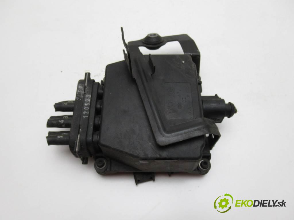 Volkswagen Golf V    HATCHBACK 5D 1.9TDI 90KM 03-09  ventil magnetický 1K0906279B