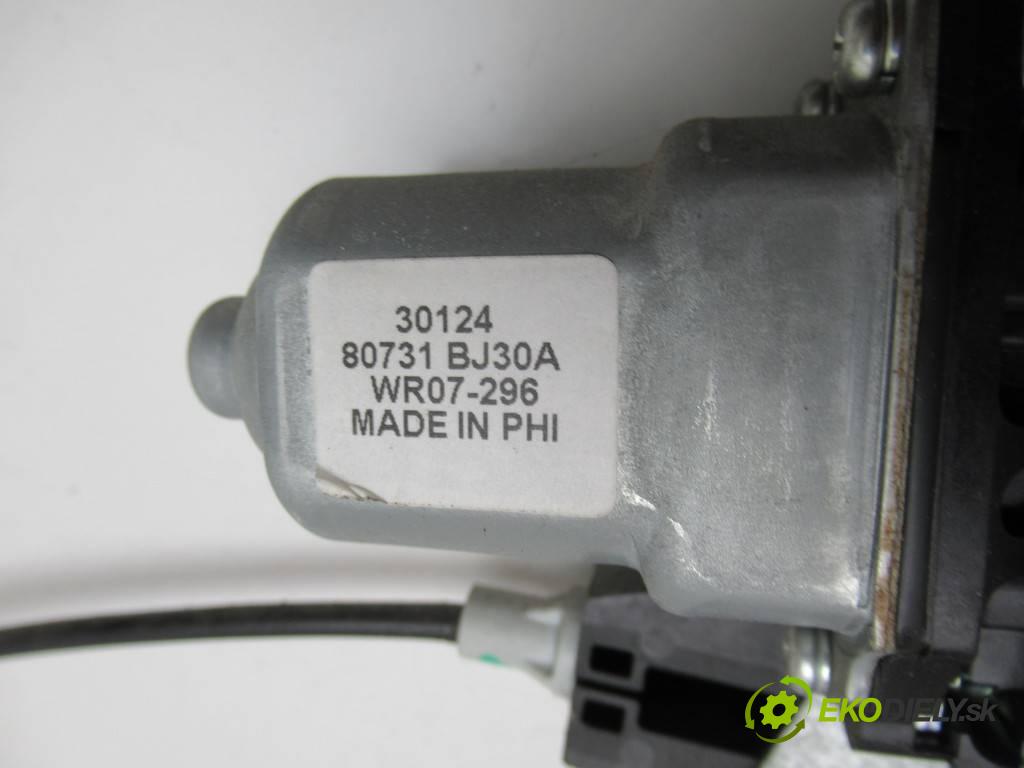 Nissan NV200  2013 66 kW 1.5DCI 90KM 09- 1500 mechanismus okna přední část levý 80731BJ30A