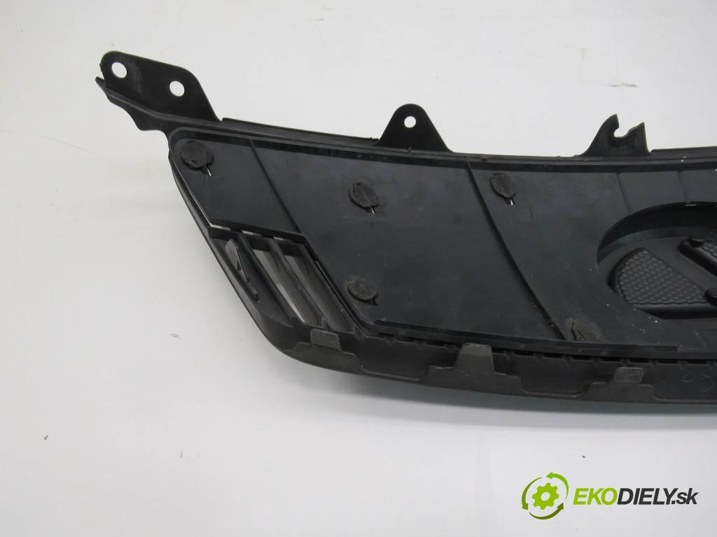 Lexus IS II  2007  250 SEDAN ANGLIK 2.5B V6 208KM 05-13 2500 mřížka maska 53155-53070 (Mřížky (masky) chladičů)