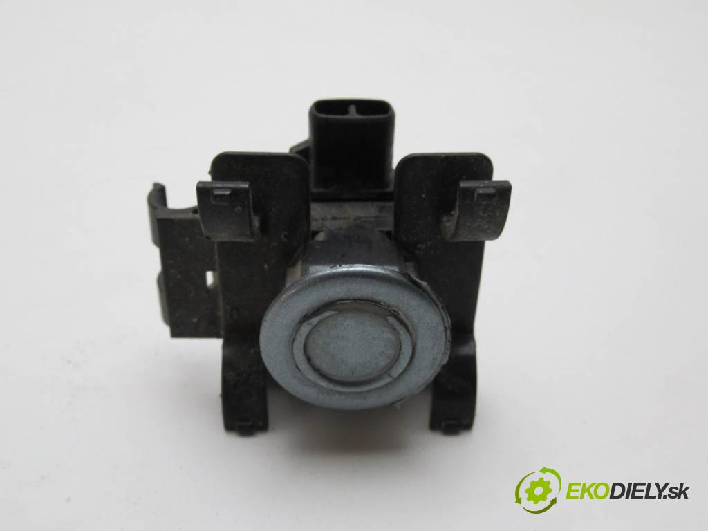Lexus IS II    250 SEDAN ANGLIK 2.5B V6 208KM 05-13  Snímač PDC 89341-30010 (Snímače)