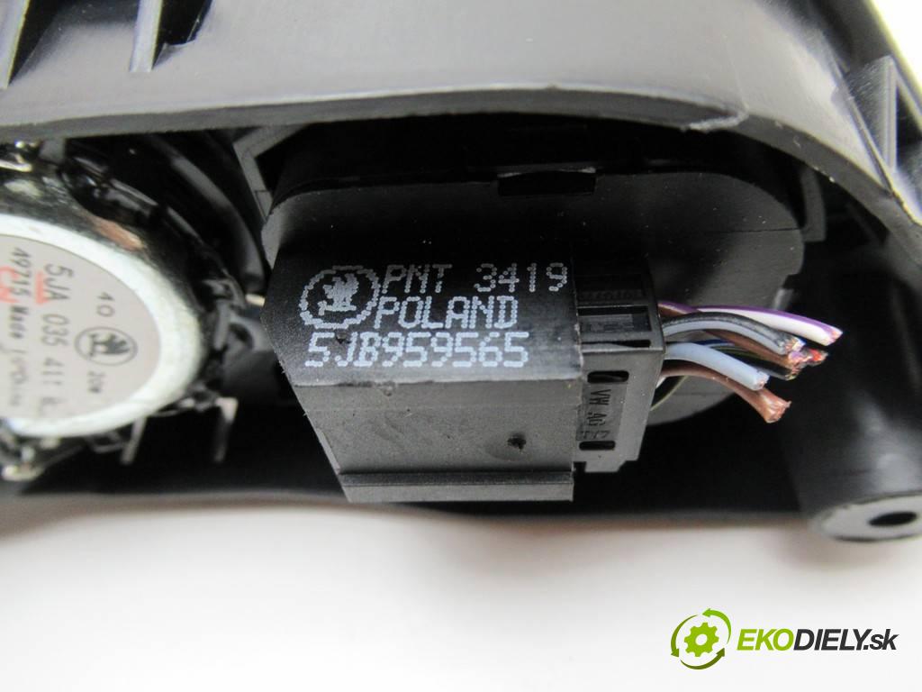 Skoda Fabia III  2019 44 kW LIFT HATCHBACK 5D 1.0B 60KM 1000 Kľučka predný ľavá strana vnútorná  (Ostatné)