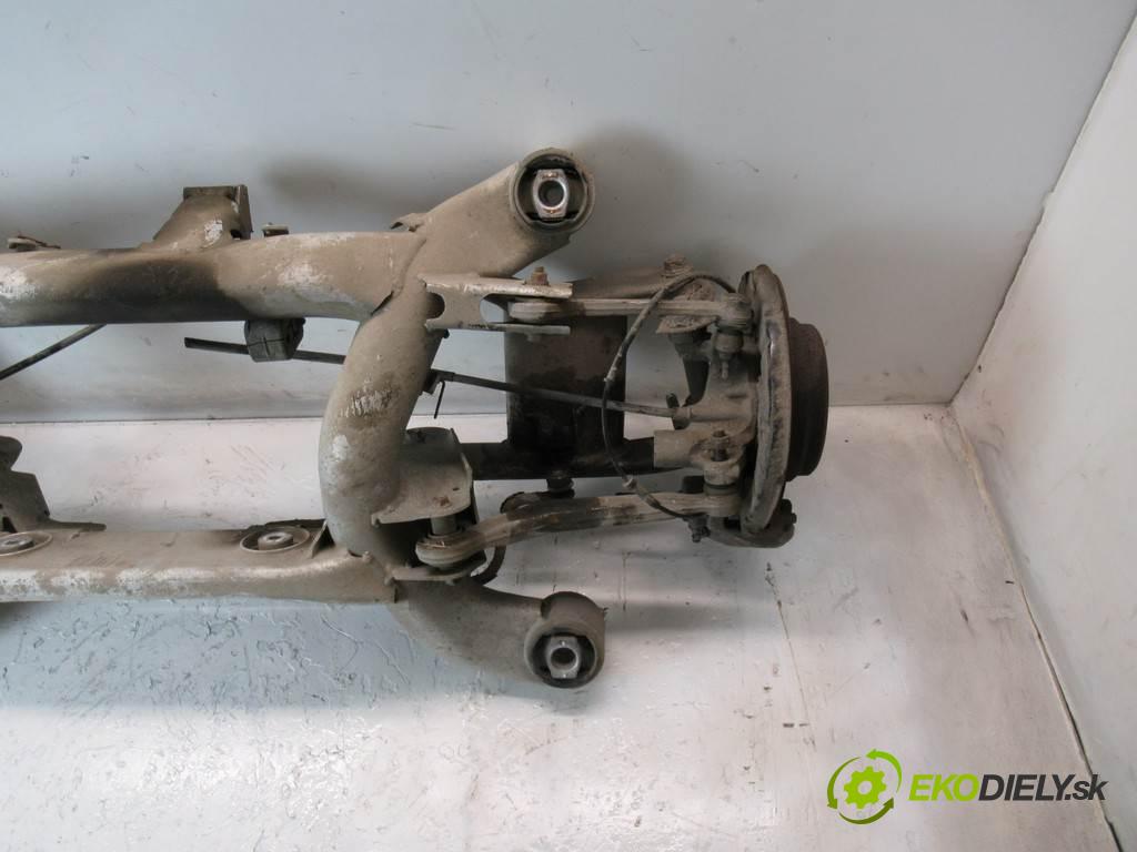 BMW 5 E39  1996 110kw SEDAN 4D 2.0B 150KM 95-03 2000 zadní část výztuha