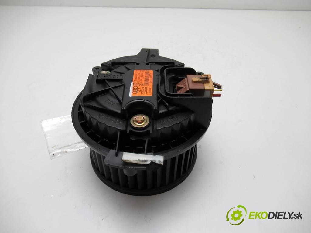 Audi A4 B7  2005 130KM KOMBI 5D 2.0B 130KM 04-08 2000 Ventilátor ventilátor kúrenia 8E1820021E (Ventilátory kúrenia)