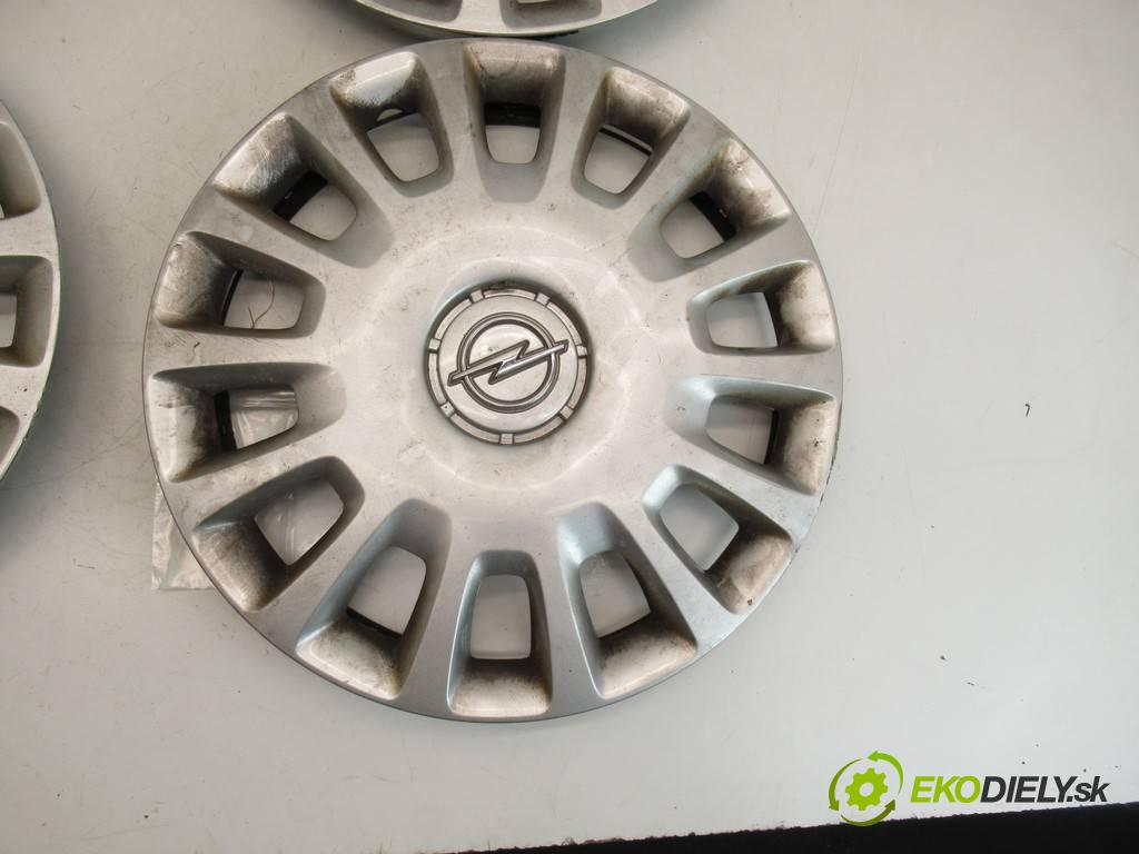 Opel Corsa D     LIFT HATCHBACK 3D 1.0B 65KM 06-14  puklica 14 13211854