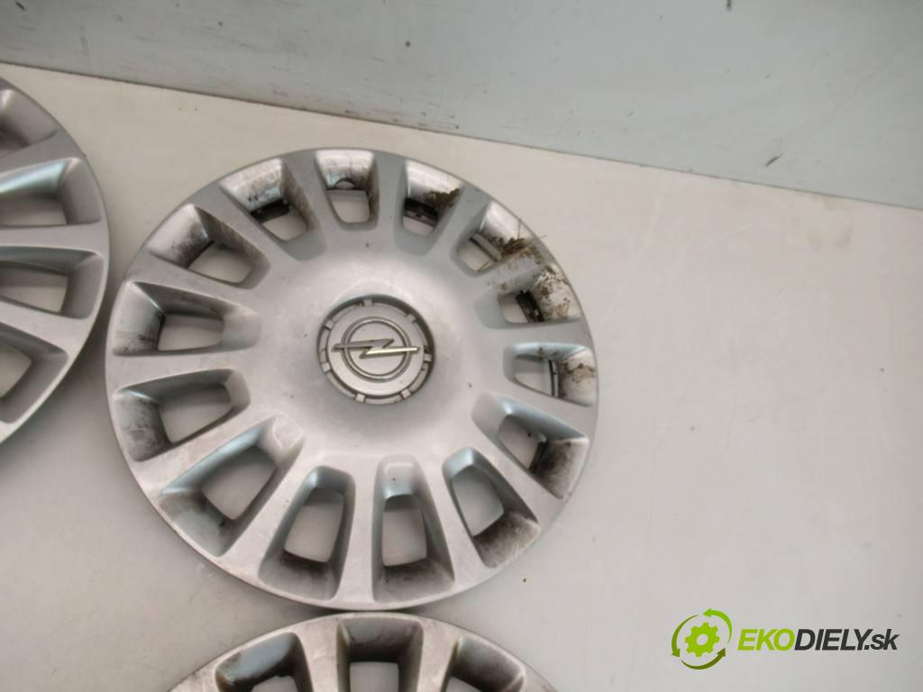 Opel Corsa D     LIFT HATCHBACK 3D 1.0B 65KM 06-14  puklica 14 13211854