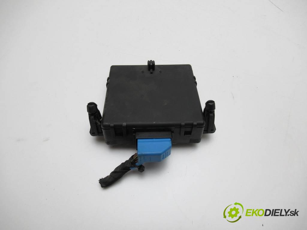 Volkswagen Passat B6    KOMBI 5D 2.0TDI 140KM 05-10  Modul GATEWAY 3C0907530C