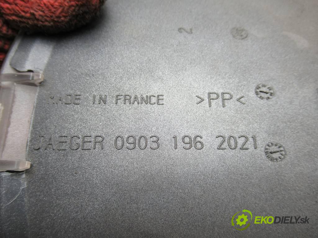 Peugeot 206    2.0HDI  Prístrojovka 9641574480 (Prístrojové dosky, displeje)