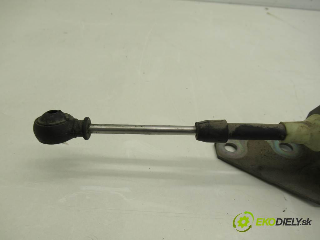 Opel Astra H  2005 92 kW KOMBI 1.8B 125KM 05-10 1800 kulisa 13121109HP