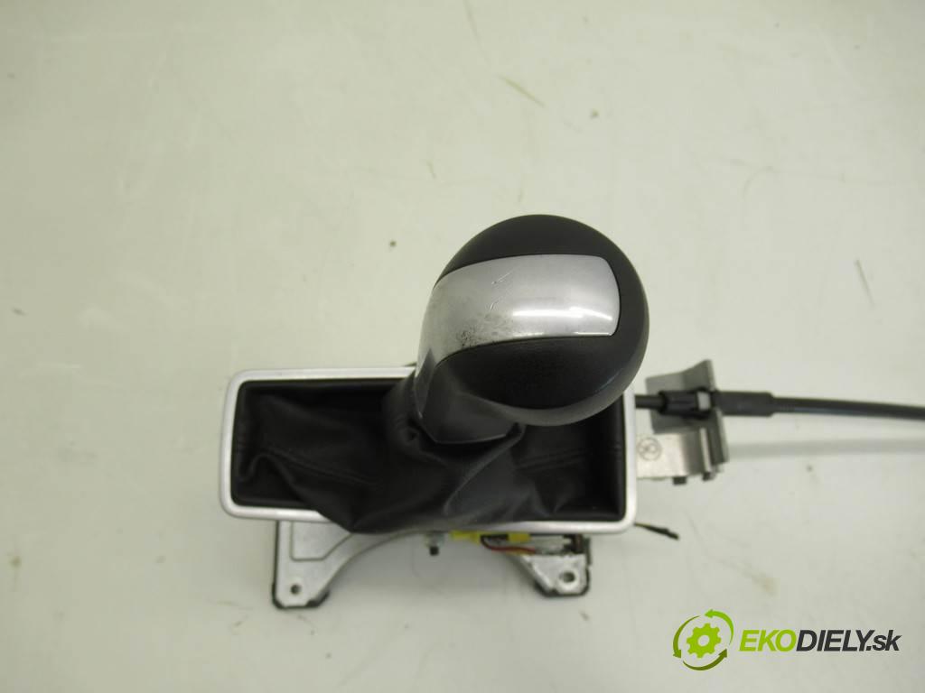 Opel Astra H  2005 92 kW KOMBI 1.8B 125KM 05-10 1800 kulisa 13121109HP