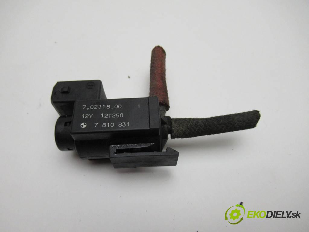 BMW X1 E84  2012 135KW 2.0D 184KM 09-15 1995 Ventil tlaku 7810831 (Ventily)