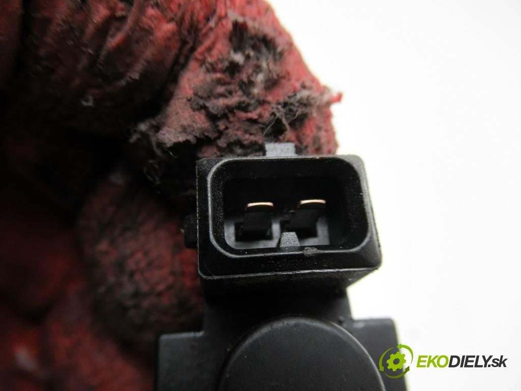 BMW X1 E84  2012 135KW 2.0D 184KM 09-15 1995 Ventil tlaku 7810831 (Ventily)