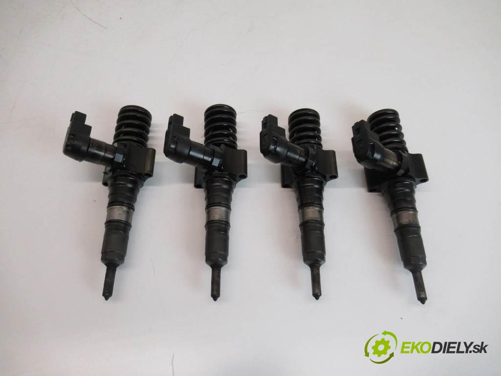 Volkswagen Passat B6  2007 170KM KOMBI 2.0TDI 170KM 05-10 2000 vstrekovače 03G130073T (Vstrekovače)
