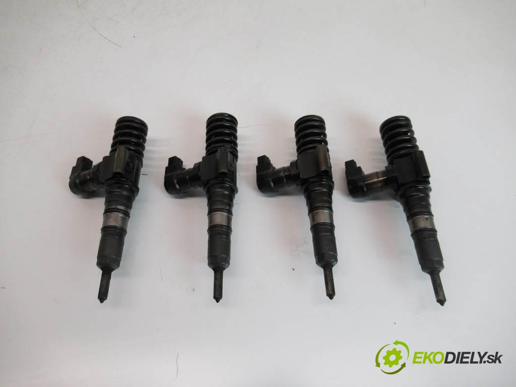 Volkswagen Passat B6  2007 170KM KOMBI 2.0TDI 170KM 05-10 2000 vstrekovače 03G130073T (Vstrekovače)