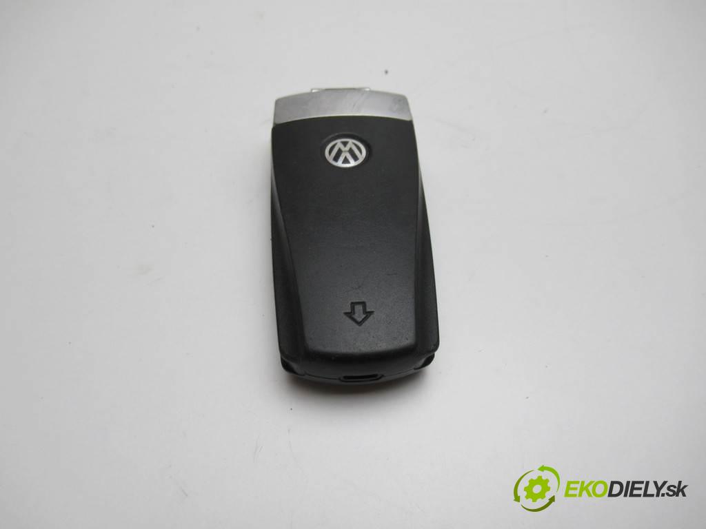 Volkswagen Passat B6    KOMBI 2.0TDI 170KM 05-10  kľúč DÁLKOVÝ: