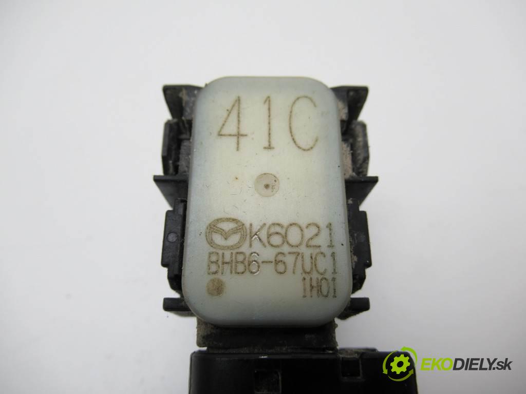 Mazda 3 II    HATCHBACK 5D 1.6B 105KM 08-13  Snímač PDC BHB6-67UC1 (Snímače)