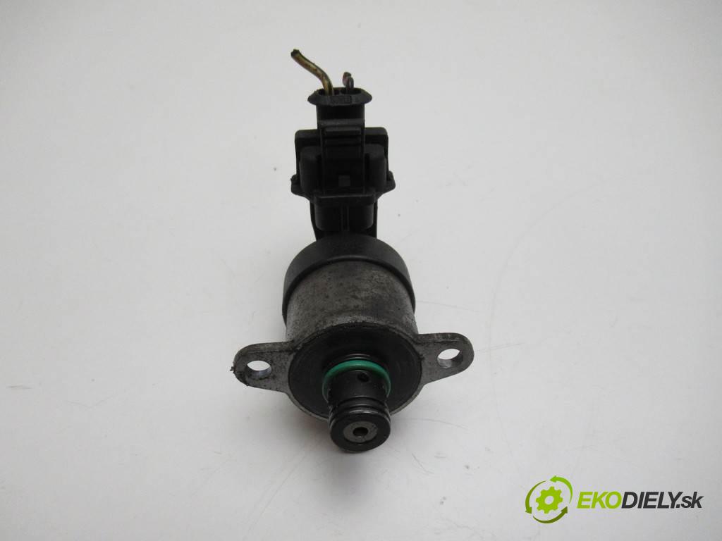 Honda FR-V  2006 140 km FRV 2.2ICTDI 140KM 05-09 2200 Regulátor tlaku paliva  (Ostatné)