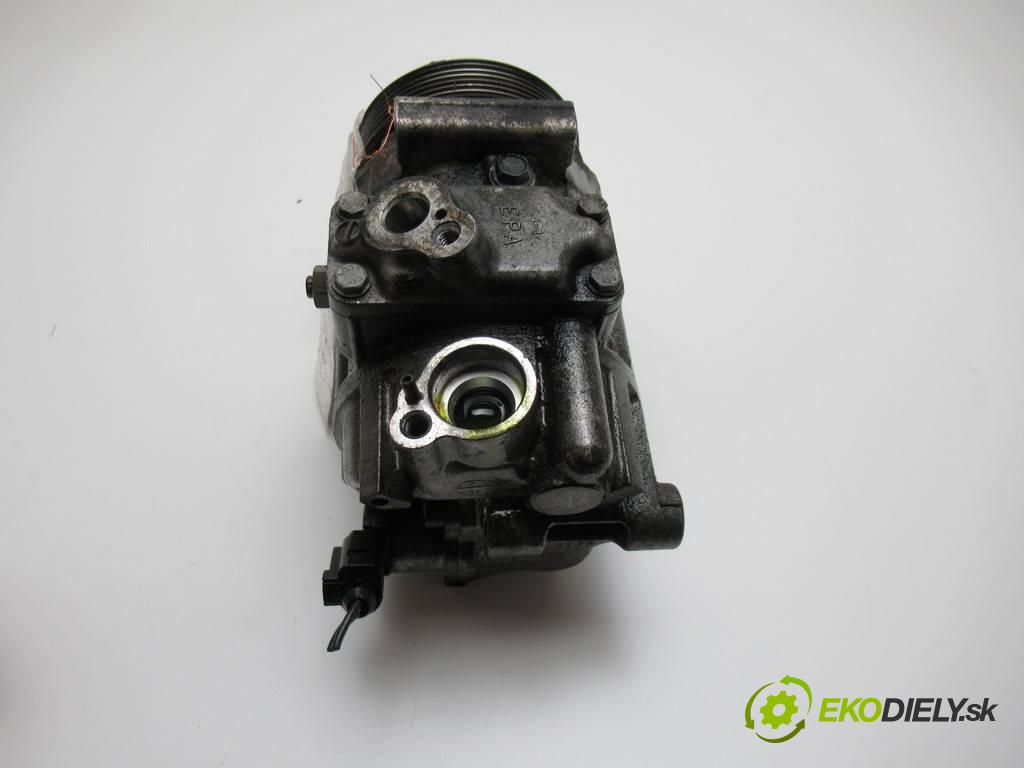 Volkswagen Golf V  2004 77 kW HATCHBACK 5D 1.9TDI 105KM 03-08 1900 kompresor klimatizace 1K0820803Q (Kompresory)