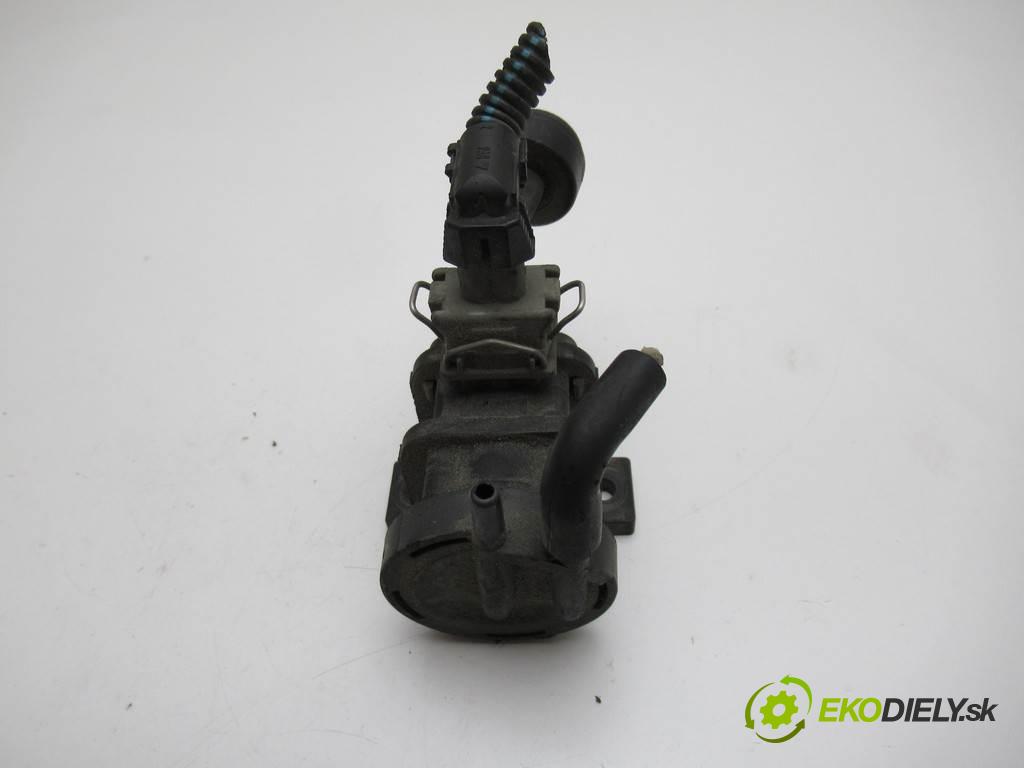 Opel Zafira A  2003 92 kW 2.2DTI 125KM 99-05 2200 Ventil tlaku 09128022 (Ventily)