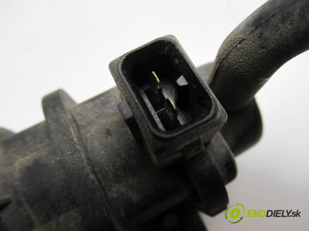 Opel Zafira A  2003 92 kW 2.2DTI 125KM 99-05 2200 Ventil tlaku 09128022 (Ventily)