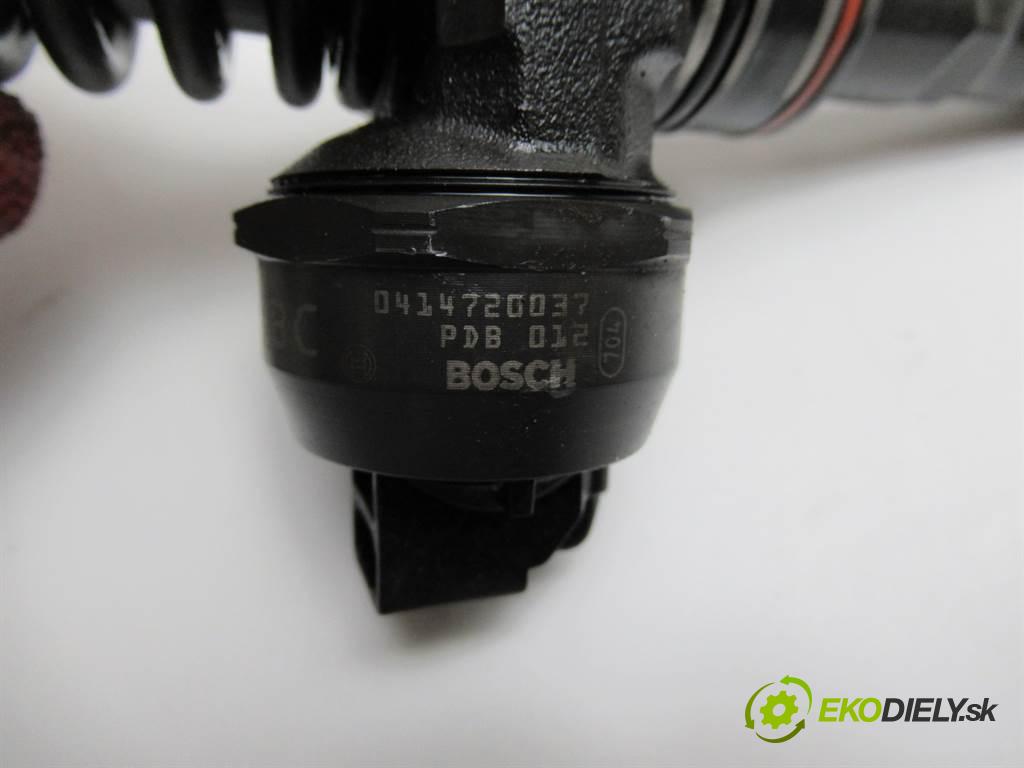 Volkswagen Passat B5 FL  2003 74kw KOMBI 5D 1.9TDI 101KM 00-05 1900 vstrekovače 0414720037 (Vstrekovače)