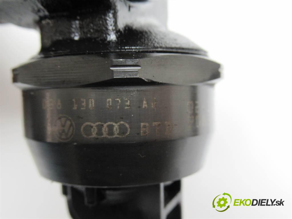 Volkswagen Passat B5 FL  2003 74kw KOMBI 5D 1.9TDI 101KM 00-05 1900 vstrekovače 0414720037 (Vstrekovače)