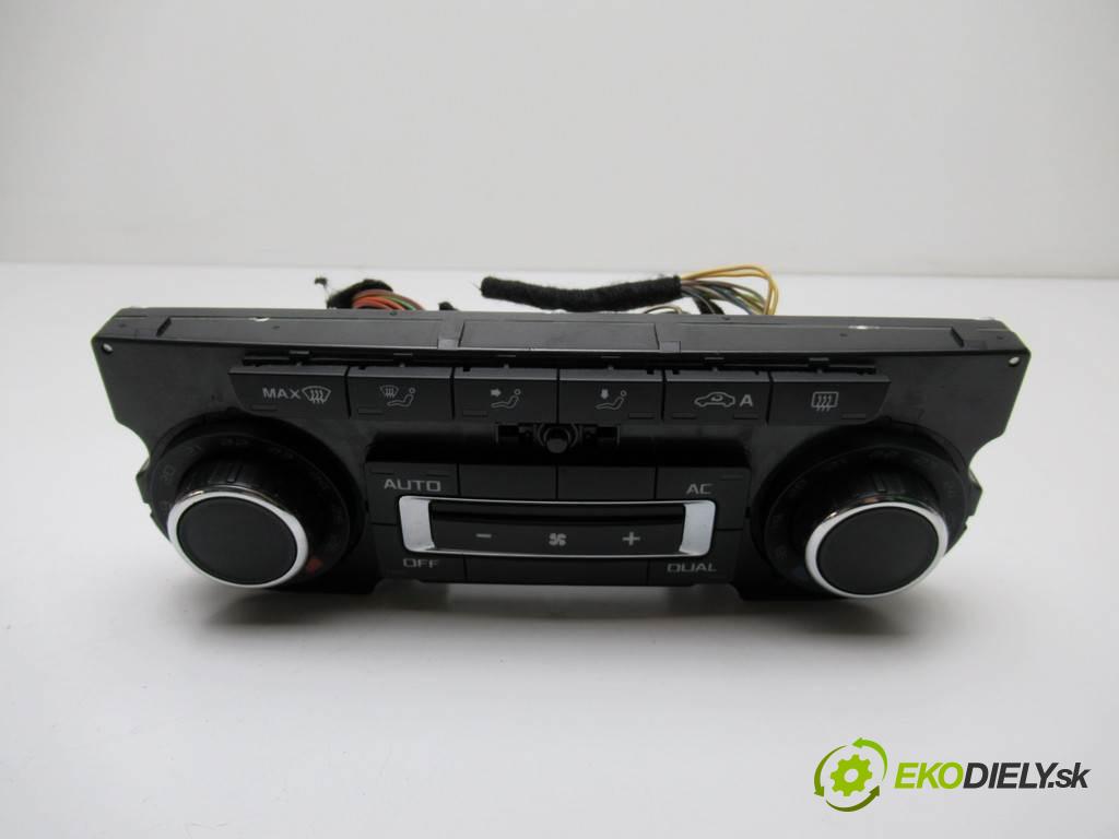 Skoda Octavia II LIFT  2011 103 kW KOMBI 5D 2.0TDI 140KM 08-13 2000 Panel ovládania kúrenia 3T0907044BK (Prepínače, spínače, tlačidlá a ovládače kúrenia)