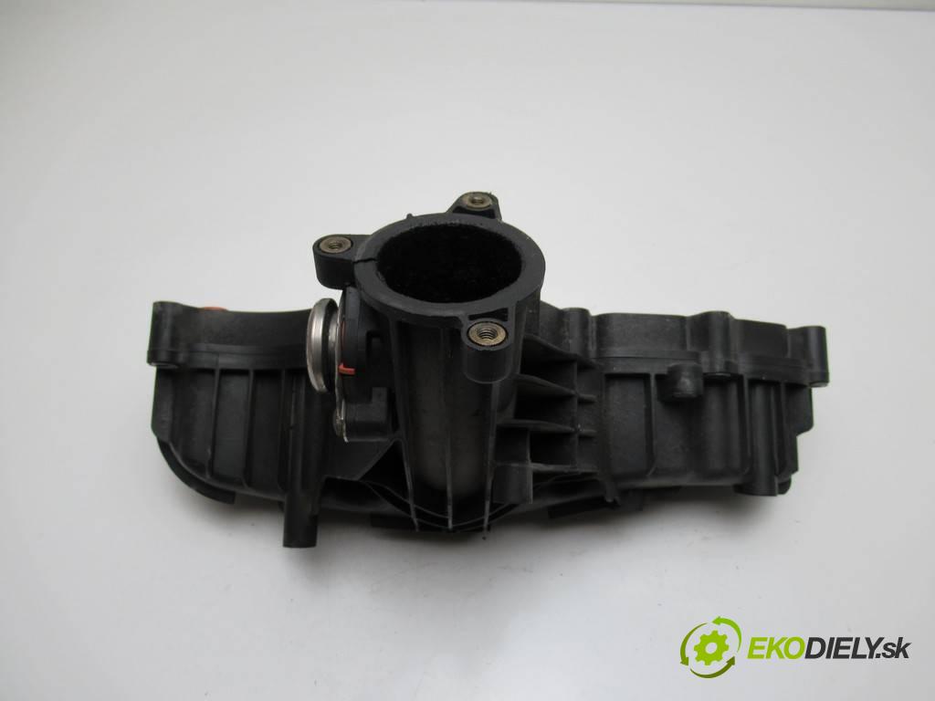 Skoda Octavia II LIFT    KOMBI 5D 2.0TDI 140KM 08-13  Potrubie sacie, sanie 03L129711AN (Sacie potrubia)