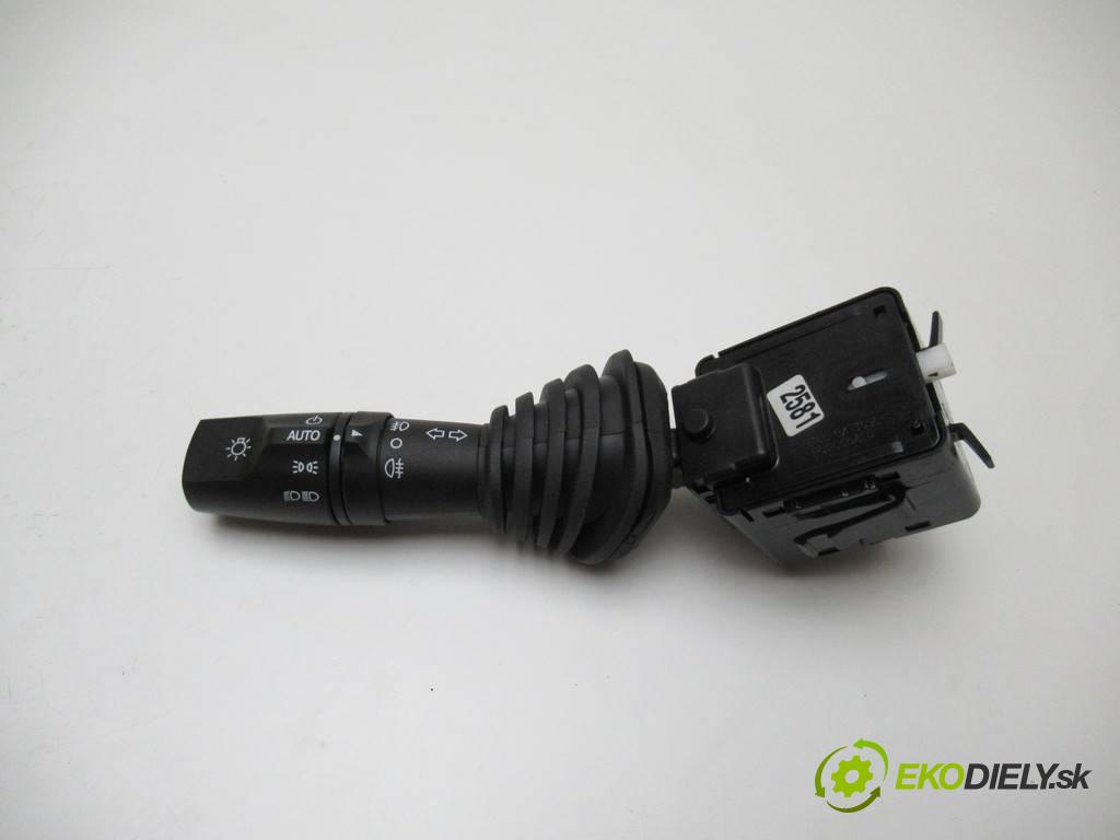 Chevrolet Captiva I   2013 135kW LIFT 4WD 2.2D 184KM 10-15 2231 Prepínač smeroviek 202005410 (Prepínače, spínače, tlačidlá a ovládače kúrenia)