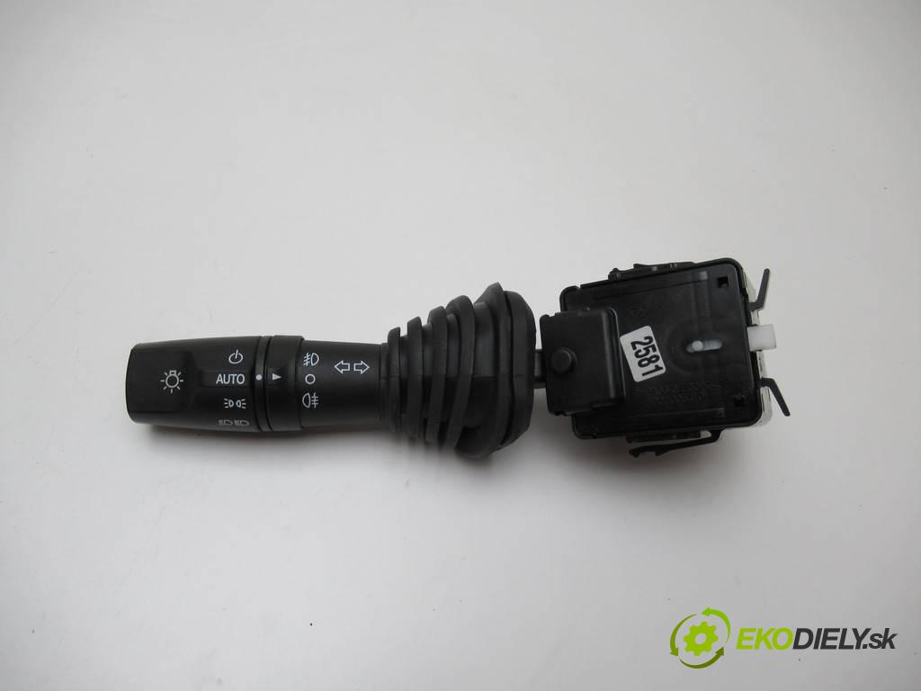 Chevrolet Captiva I   2013 135kW LIFT 4WD 2.2D 184KM 10-15 2231 Prepínač smeroviek 202005410 (Prepínače, spínače, tlačidlá a ovládače kúrenia)