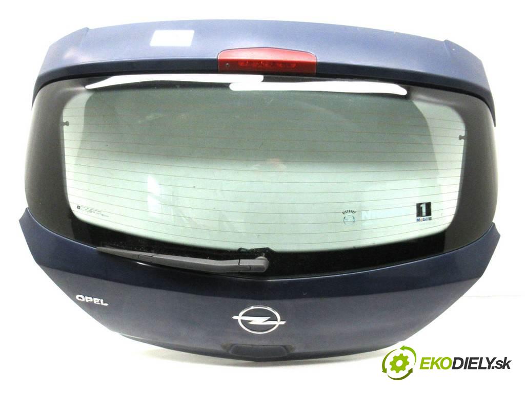 Opel Corsa D   2008 66 kW HATCHBACK 5D 1.4B 90KM 06-14 1400 zadní část kapota  (Zadní kapoty)