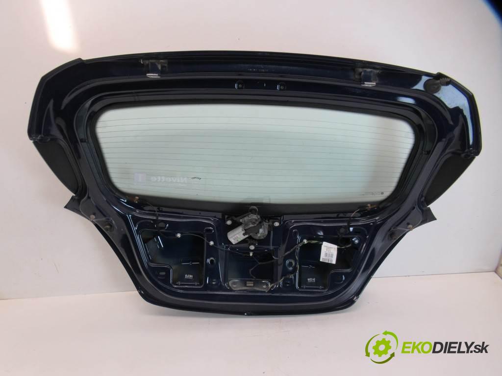 Opel Corsa D   2008 66 kW HATCHBACK 5D 1.4B 90KM 06-14 1400 zadní část kapota  (Zadní kapoty)