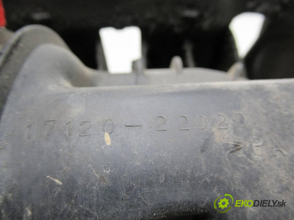 Toyota Corolla E11 LIFT  2000  LIFTBACK 5D 1.4B 97KM 99-02 1400 potrubí sání 17120-22020 (Sací potrubí)