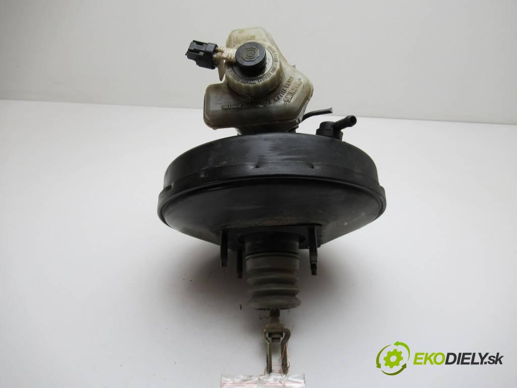 Toyota Corolla E11 LIFT  2000  LIFTBACK 5D 1.4B 97KM 99-02 1400 Posilovač Pumpa brzdová  (Posilňovače bŕzd)