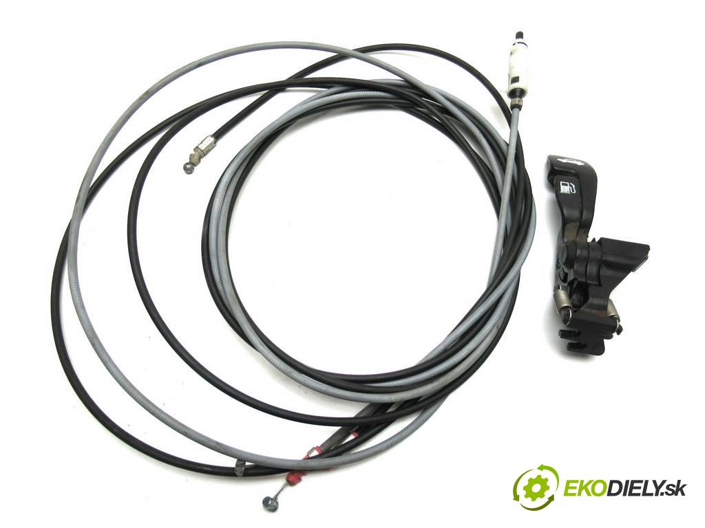 Toyota Corolla E11 LIFT    LIFTBACK 5D 1.4B 97KM 99-02  Lanko dverí I nádrže paliva